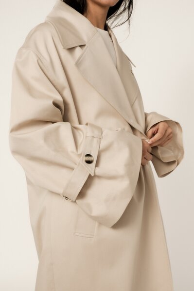 Viveh Magnolia trenchcoat